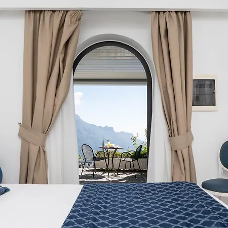 Amalfi Coast 酒店