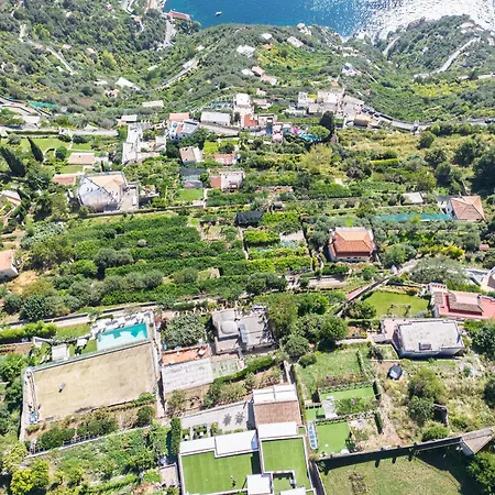 Hotel Amalfi Coast 3*